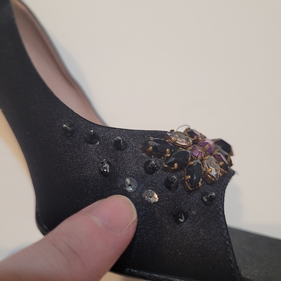 Prada black satin embellished pumps size 40 - Picture 15 of 16